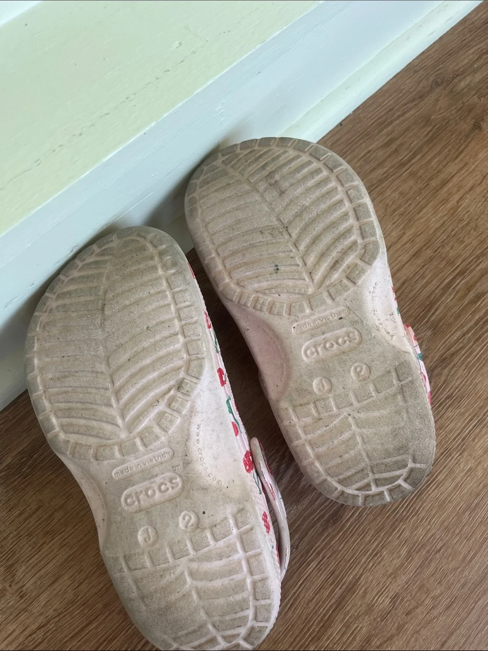 CROCS Kids Pink Cherry Print Clogs